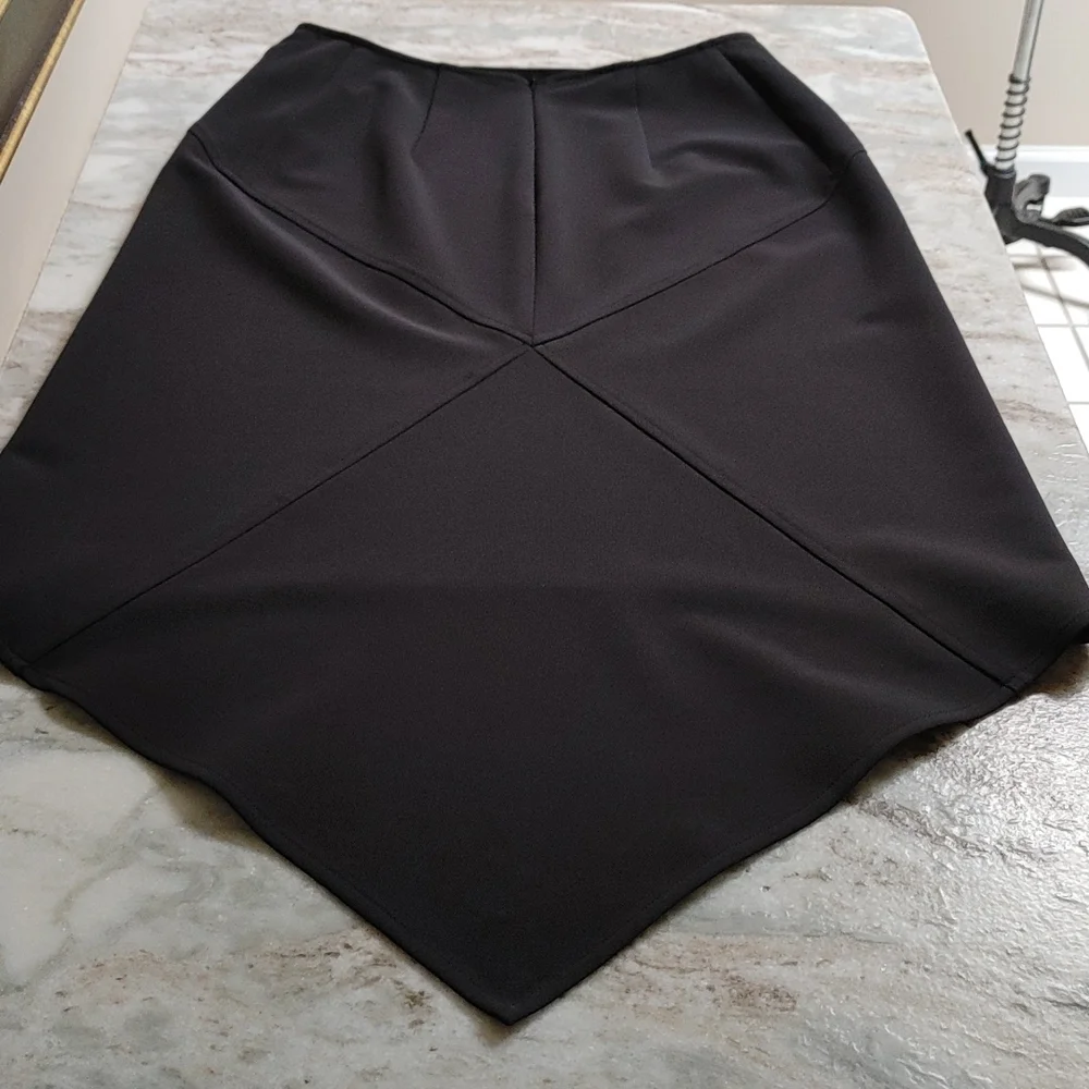 JÖN Black Pointed Hem Skirt 4 - Picture 1 of 10